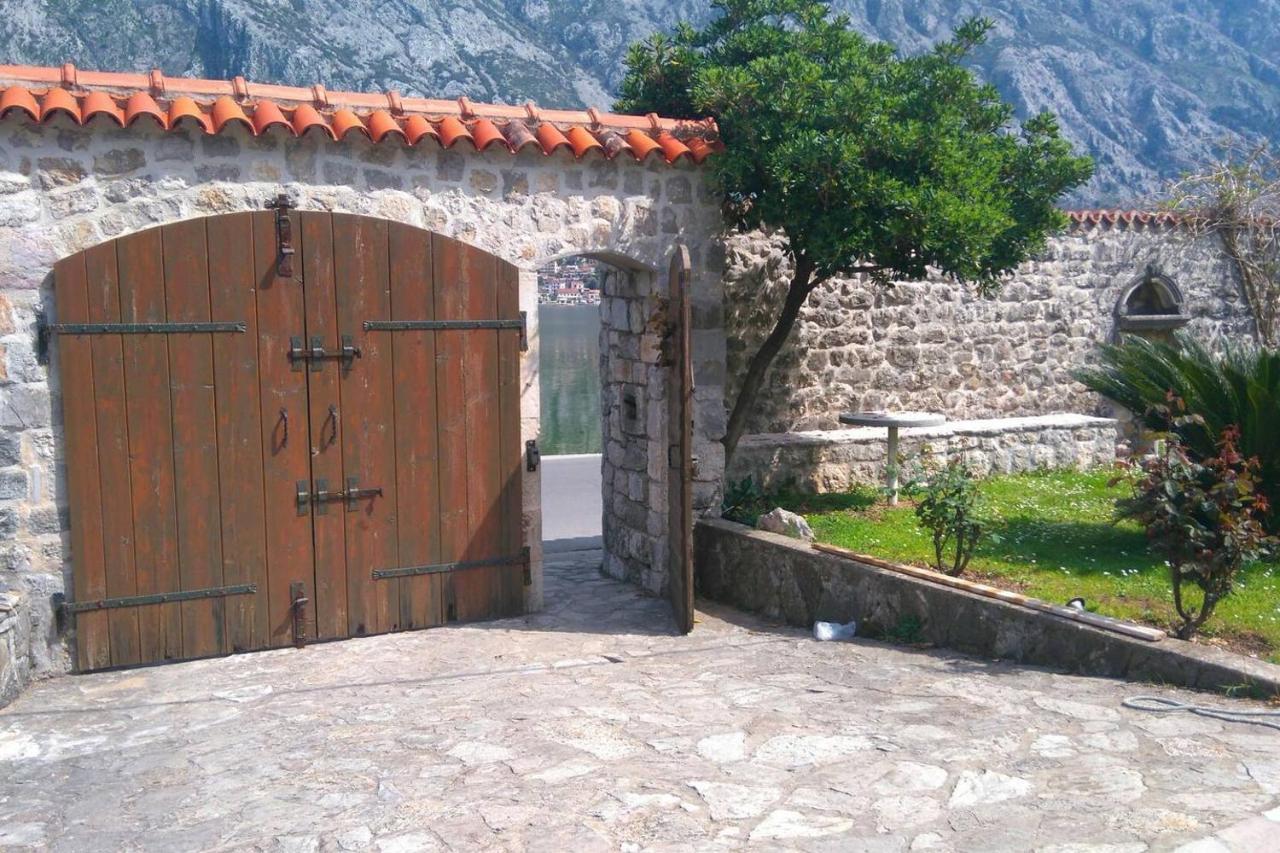 Mediterranean Holiday House & Apartments 科托尔 外观 照片