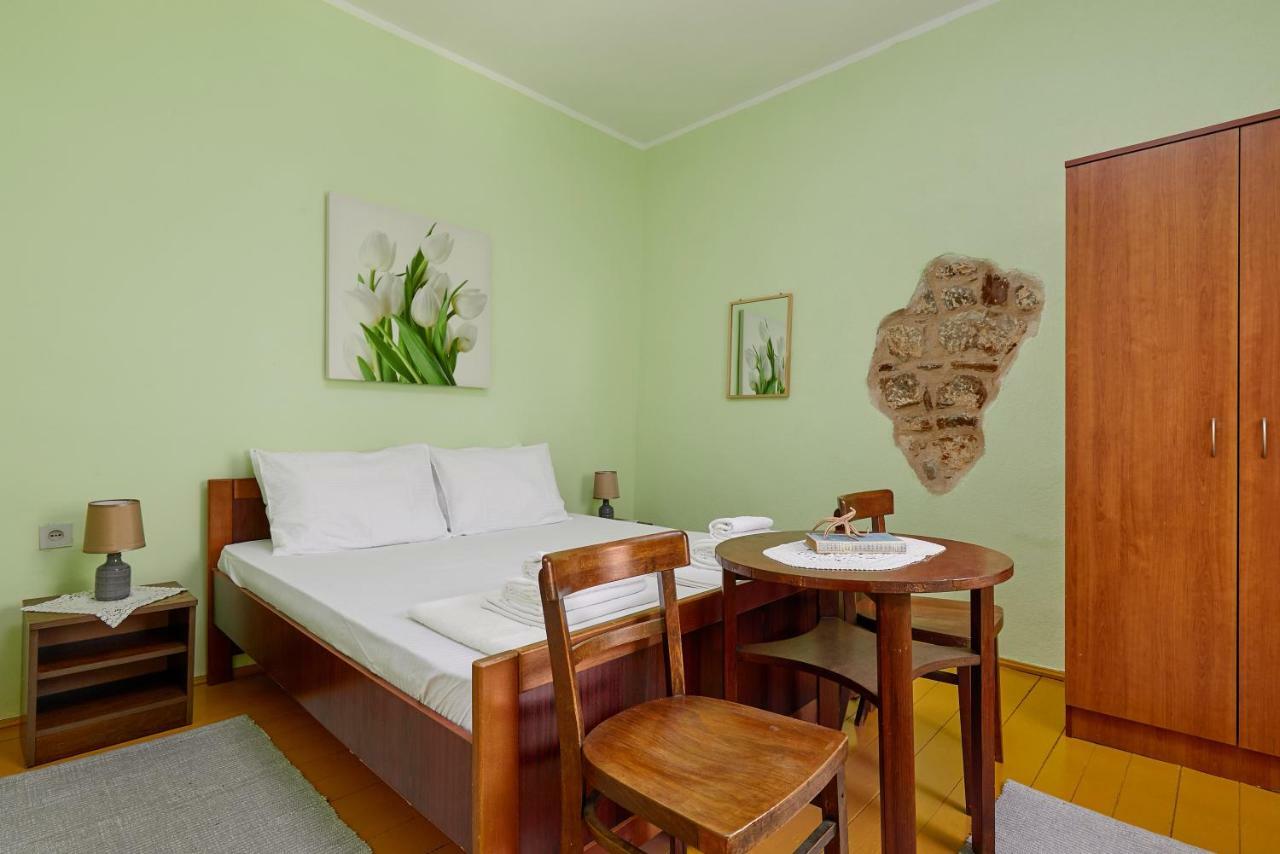 Mediterranean Holiday House & Apartments 科托尔 外观 照片