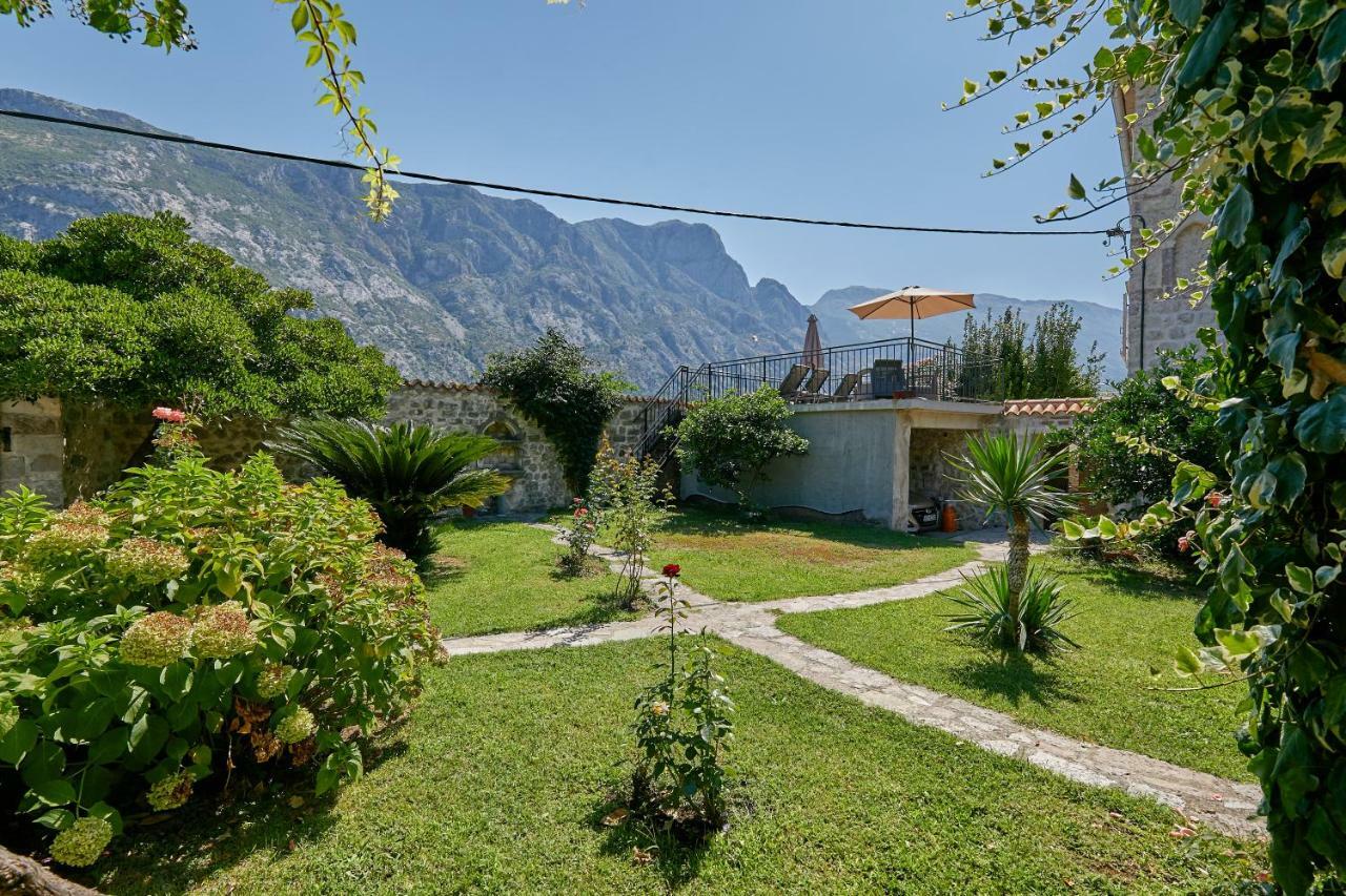 Mediterranean Holiday House & Apartments 科托尔 外观 照片